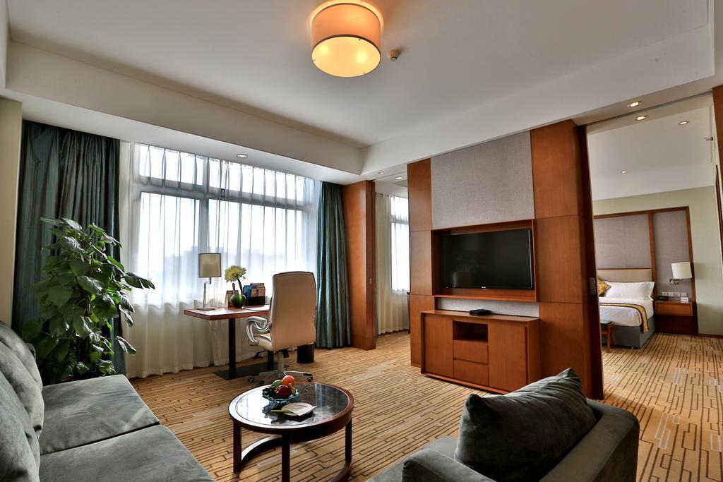 Shenyang Rayfont International Hotel Exterior foto