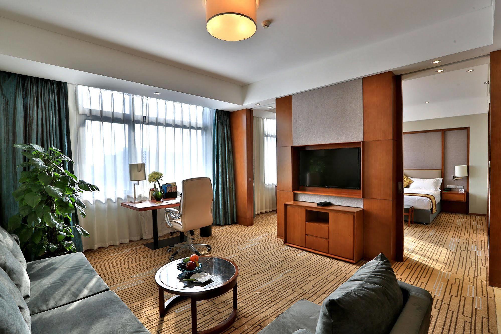 Shenyang Rayfont International Hotel Exterior foto