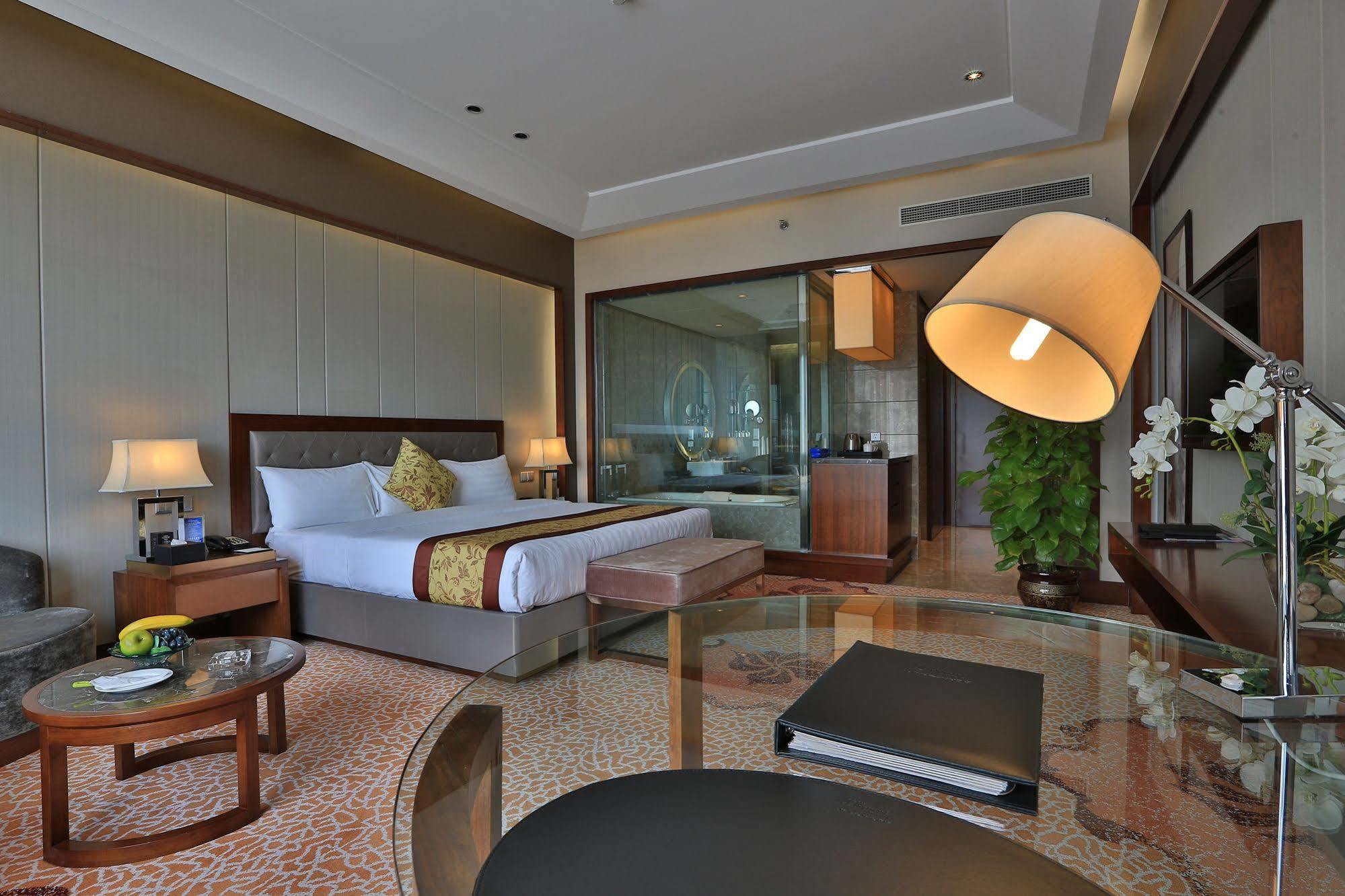 Shenyang Rayfont International Hotel Exterior foto