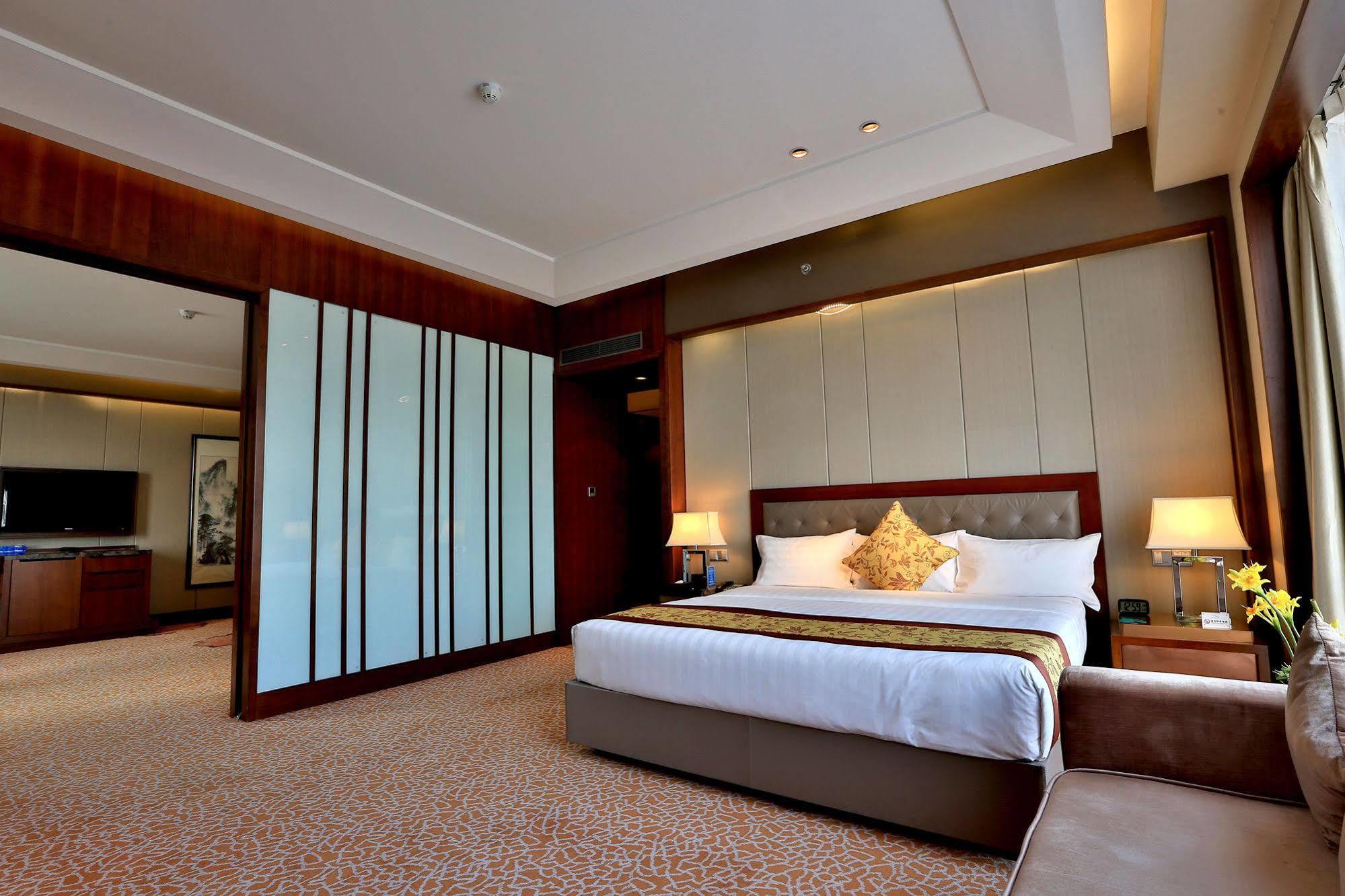 Shenyang Rayfont International Hotel Exterior foto